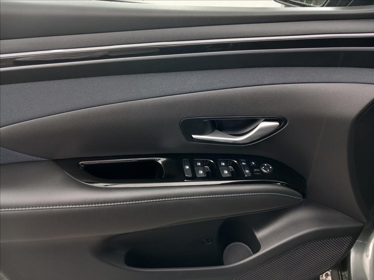 Hyundai Tucson SUV / Terénní 1,6 l 100 kw