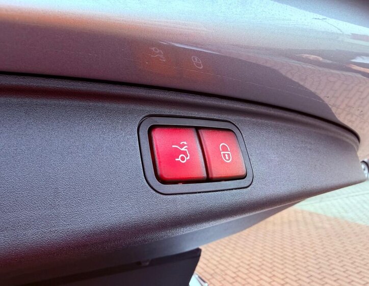 Mercedes-Benz AMG GT Kupé 4,0 l 430 kw