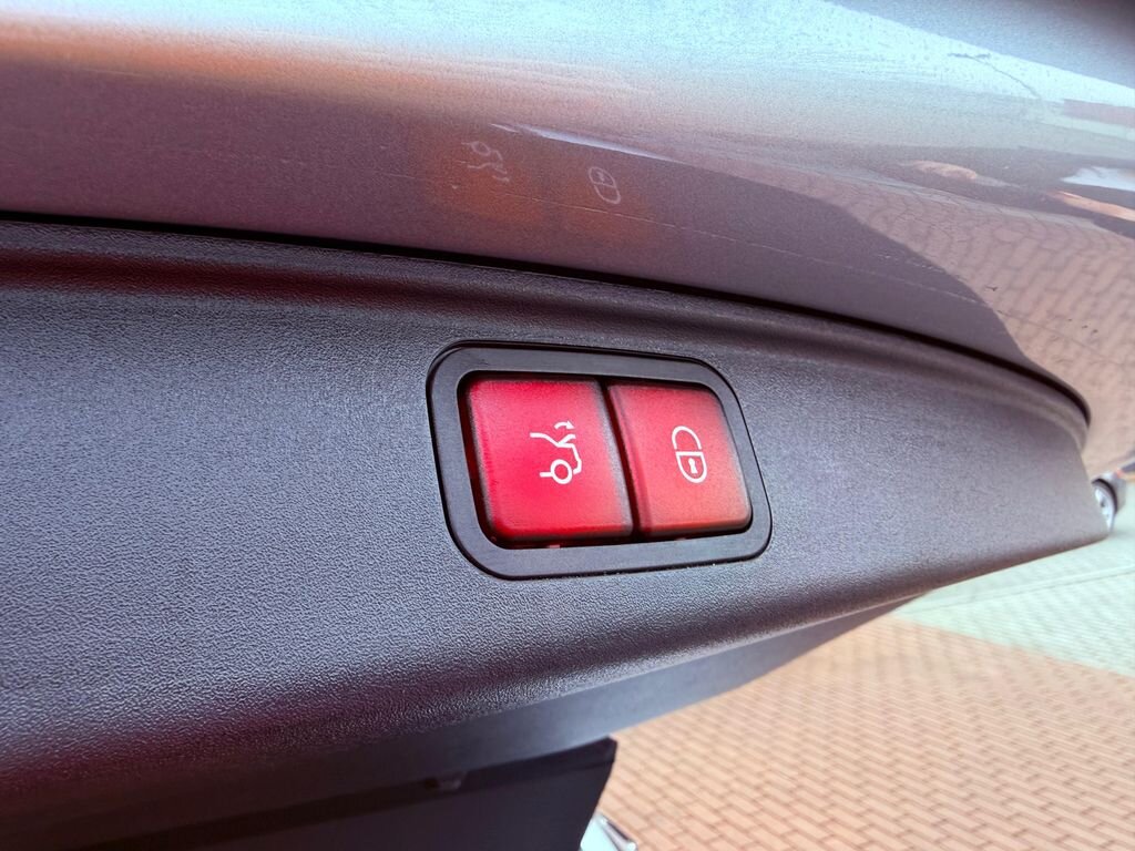 Mercedes-Benz AMG GT Kupé 4,0 l 430 kw