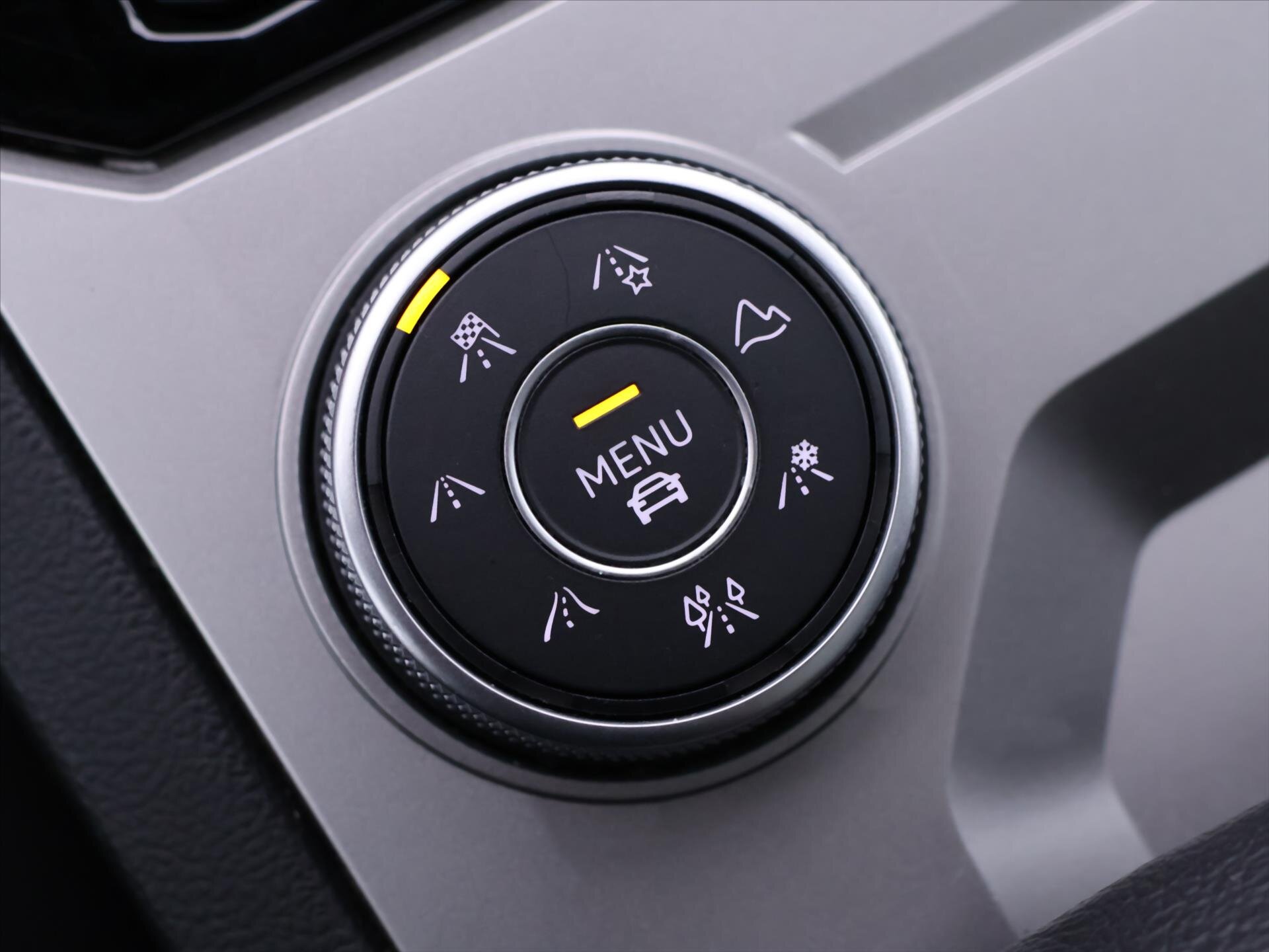 Volkswagen Touareg SUV 3,0 l 170 kw