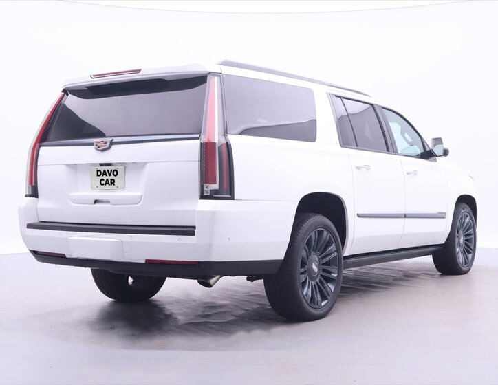 Cadillac Escalade SUV 6,2 l 313 kw