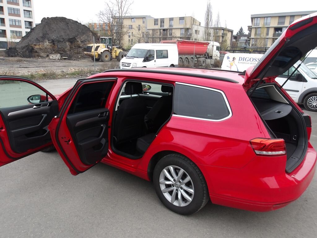 Volkswagen Passat Kombi 1,6 l 88 kw