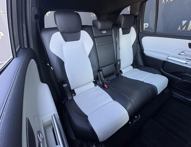 Mercedes-Benz GLB SUV / Terénní 2,0 l 110 kw