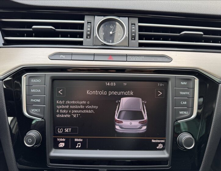 Volkswagen Passat 38