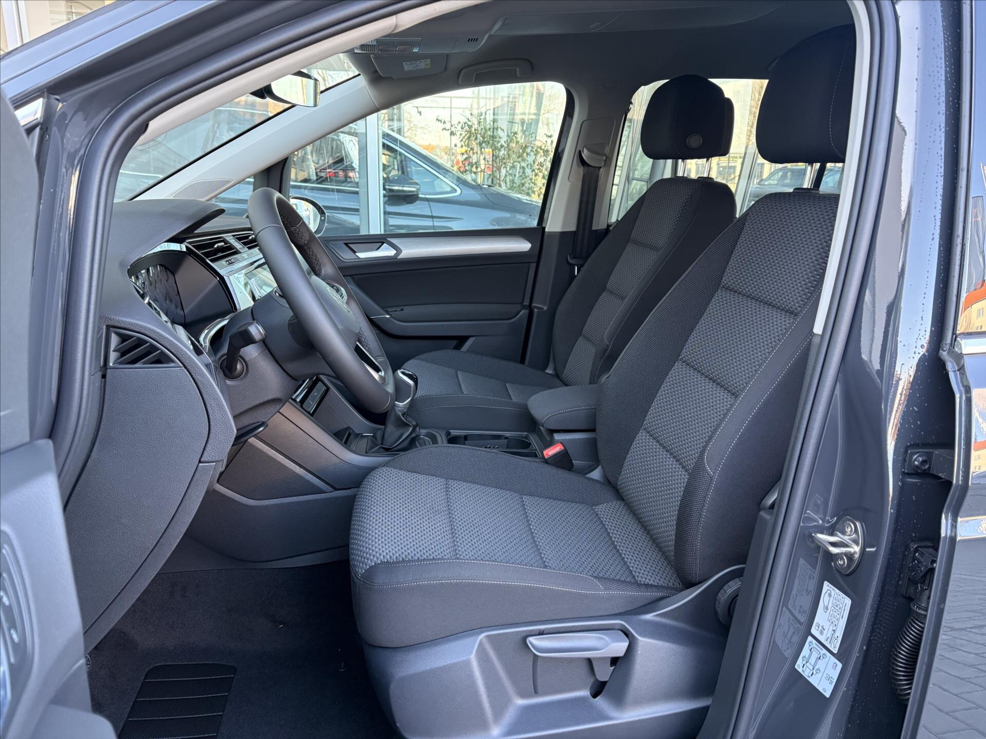 Volkswagen Touran MPV 1,5 l 110 kw