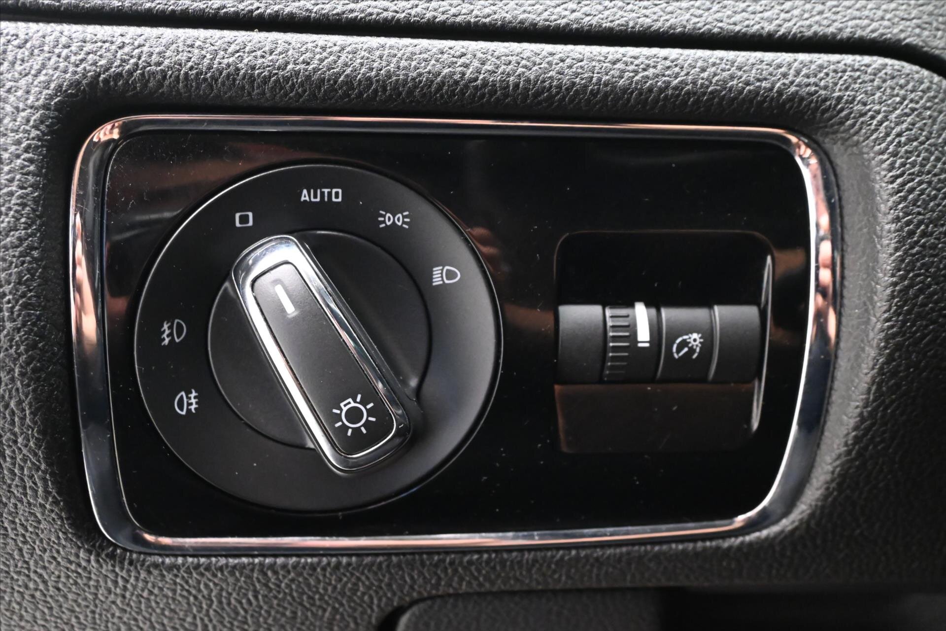 Škoda Superb Kombi 2,0 l 125 kw