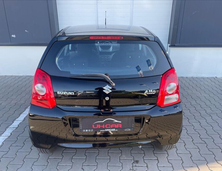 Suzuki Alto Hatchback 996,0 50 kw