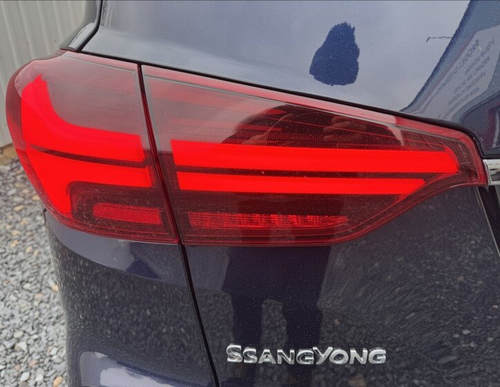 SsangYong Rexton SUV 2,2 l 148 kw