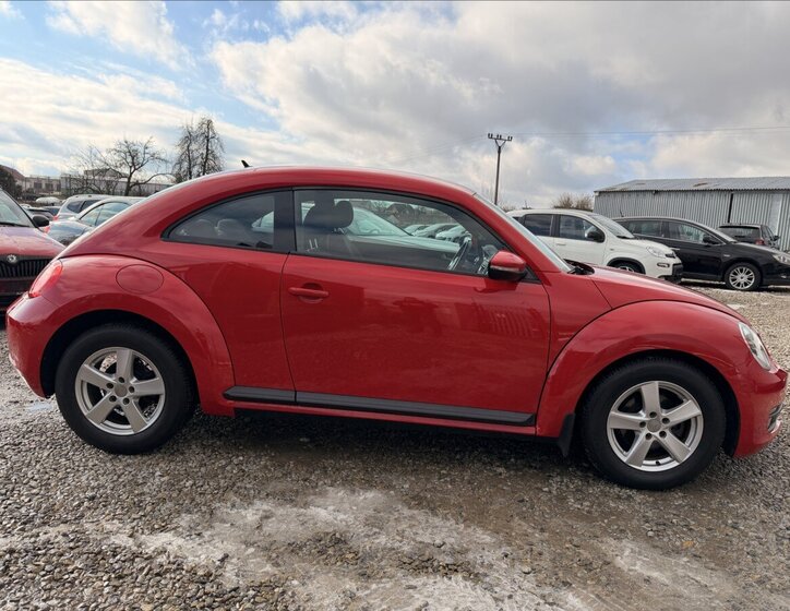 Volkswagen Beetle Kupé 1,6 l 77 kw
