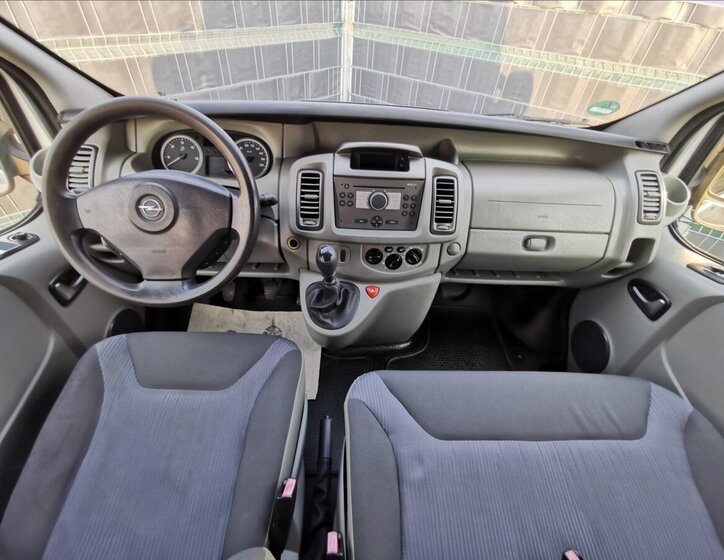 Opel Vivaro Kombi 2,0 l 84 kw