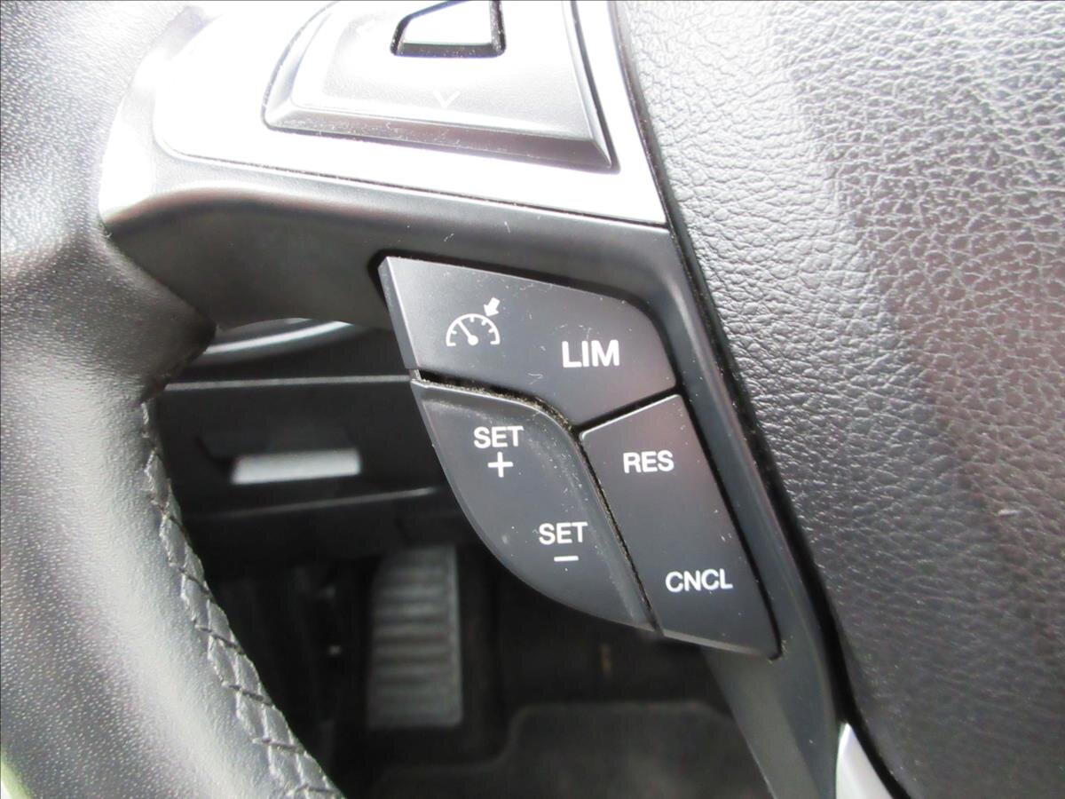 Ford S-MAX Hatchback 2,0 l 132 kw