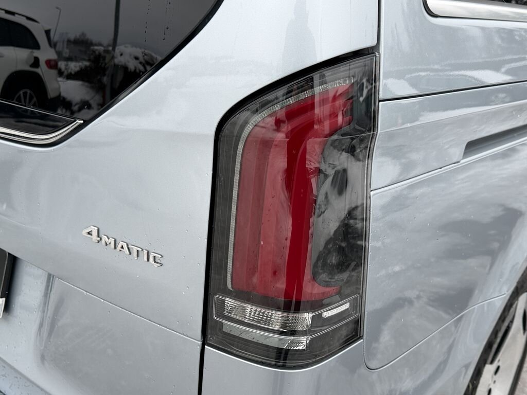 Mercedes-Benz Třídy V MPV 2,0 l 174 kw