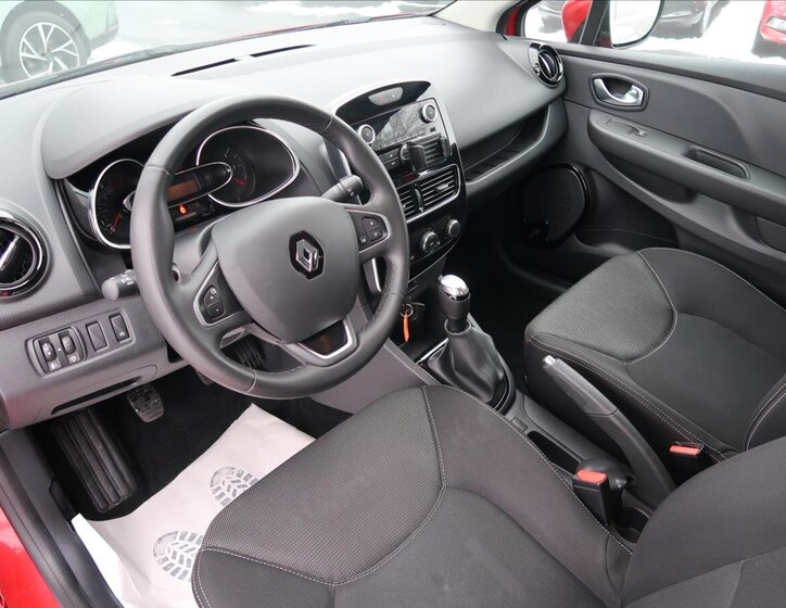 Renault Clio Hatchback 898,0 56 kw