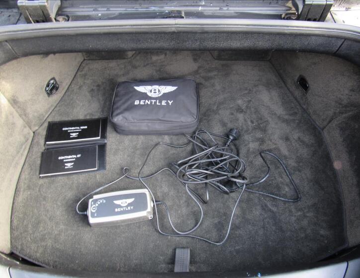 Bentley Continental GTC 44