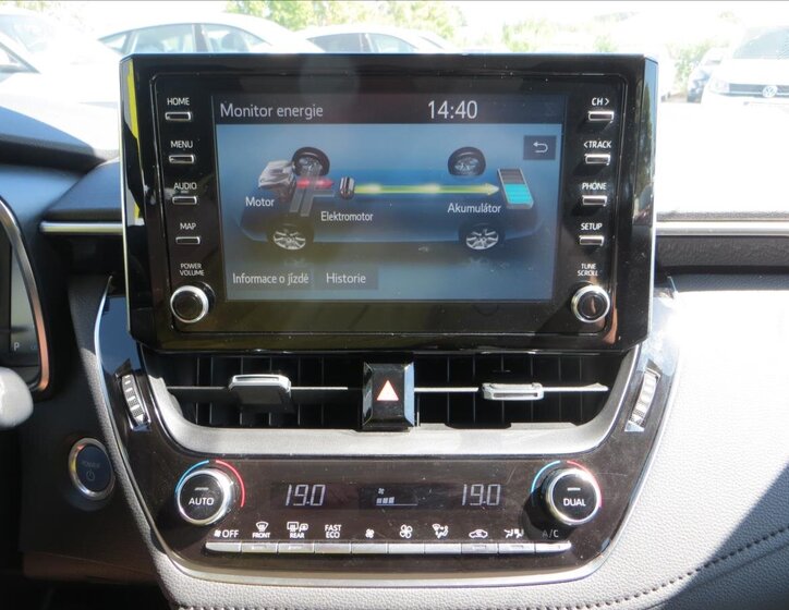 Toyota Corolla Sedan / Limuzína 1,8 l 72 kw