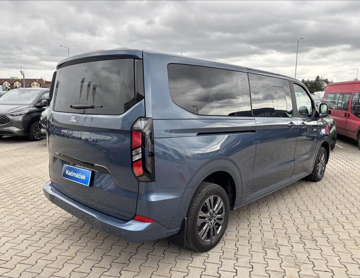 Ford Tourneo Custom Kombi 2,0 l 125 kw