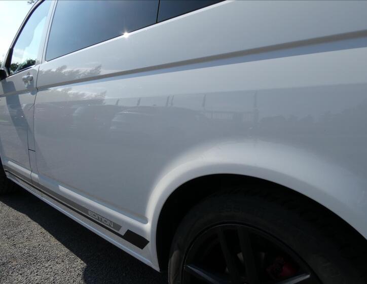 Volkswagen Multivan 16