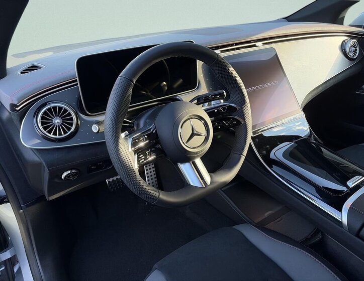 Mercedes-Benz EQE Sedan / Limuzína 0,0 235 kw