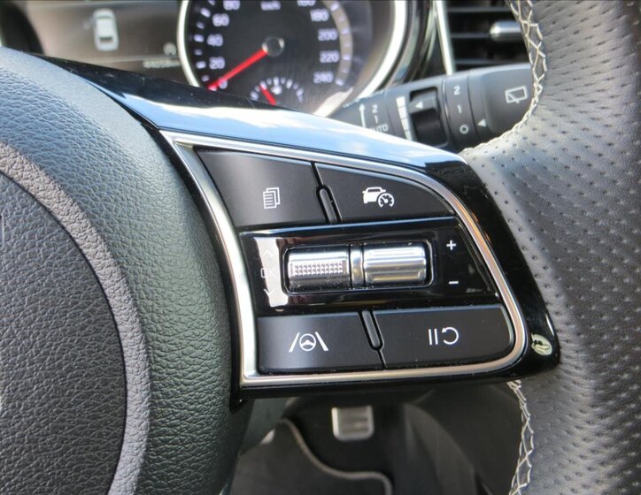 KIA ProCeed Kombi 1,5 l 117 kw