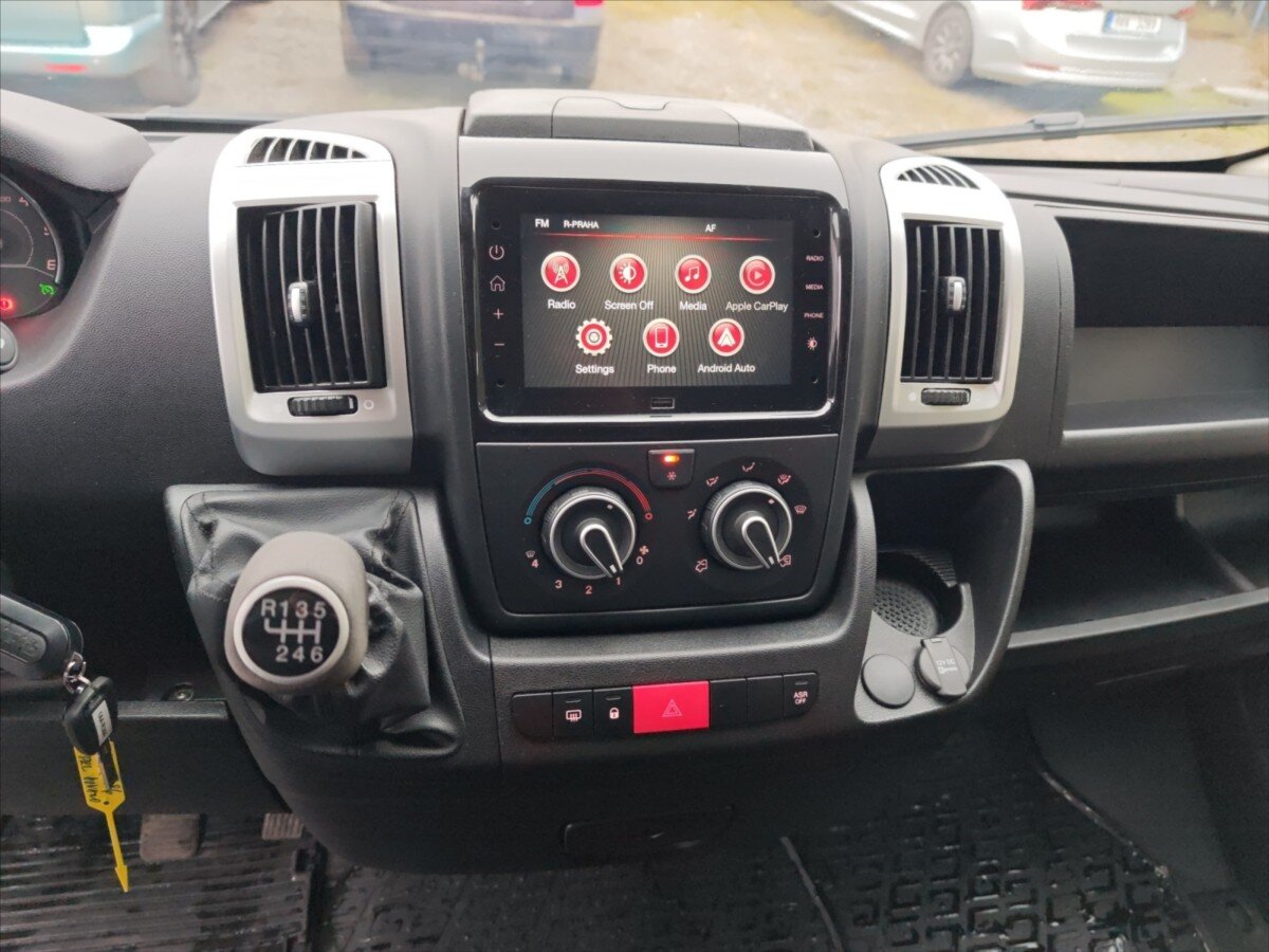 Opel Movano Skříň 2,2 l 121 kw