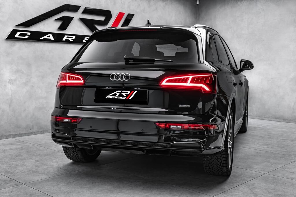 Audi Q5 SUV / Terénní 2,0 l 140 kw