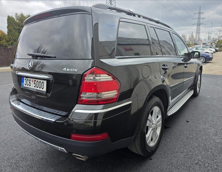 Mercedes-Benz GL SUV / Terénní 3,0 l 165 kw