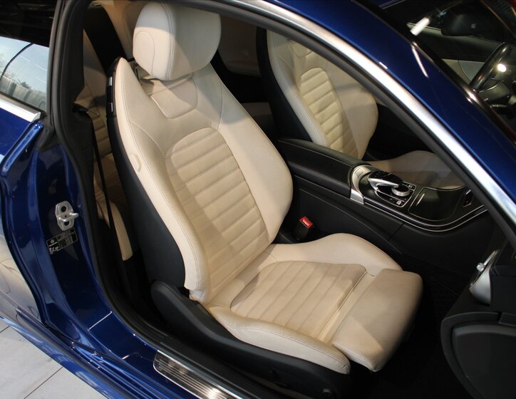 Mercedes-Benz Třídy C Kupé 2,1 l 150 kw