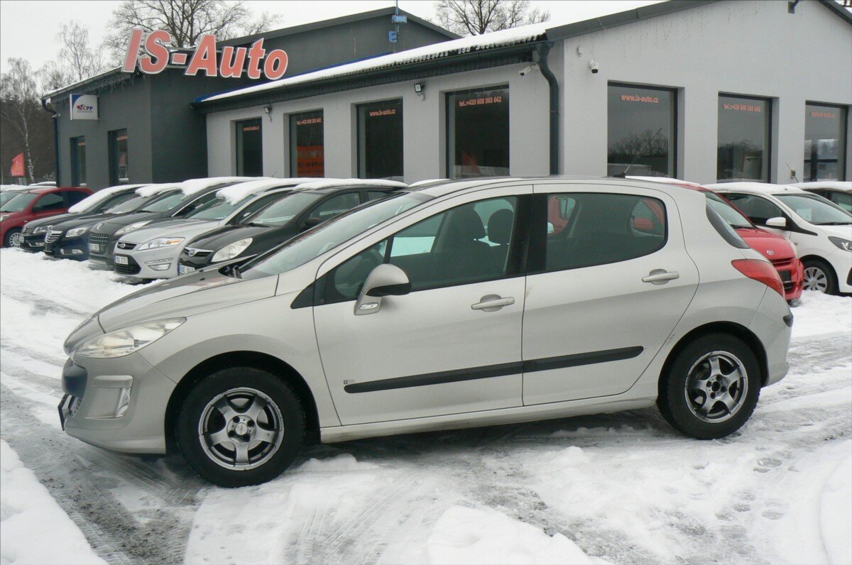 Peugeot 308 Hatchback 1,6 l 66 kw