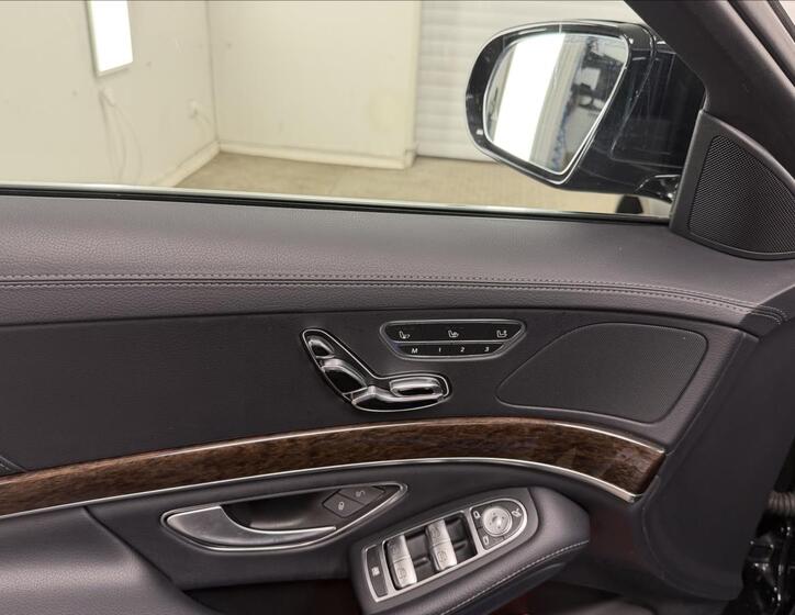 Mercedes-Benz Třídy S 34