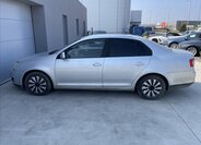Volkswagen Jetta Sedan / Limuzína 1,9 l 77 kw