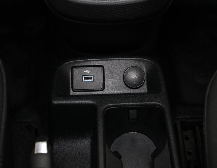 Ford Transit Connect Skříň 999,0 73 kw