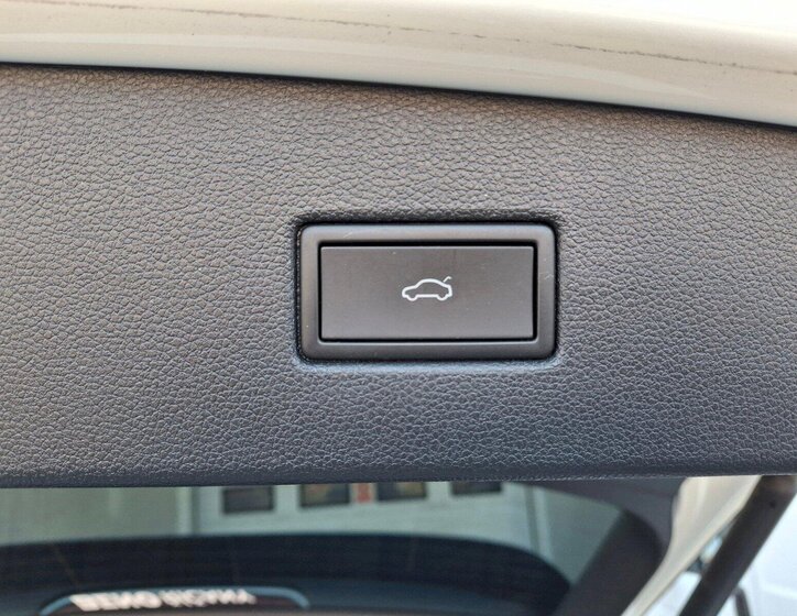 Volkswagen Tiguan SUV / Terénní 2,0 l 180 kw