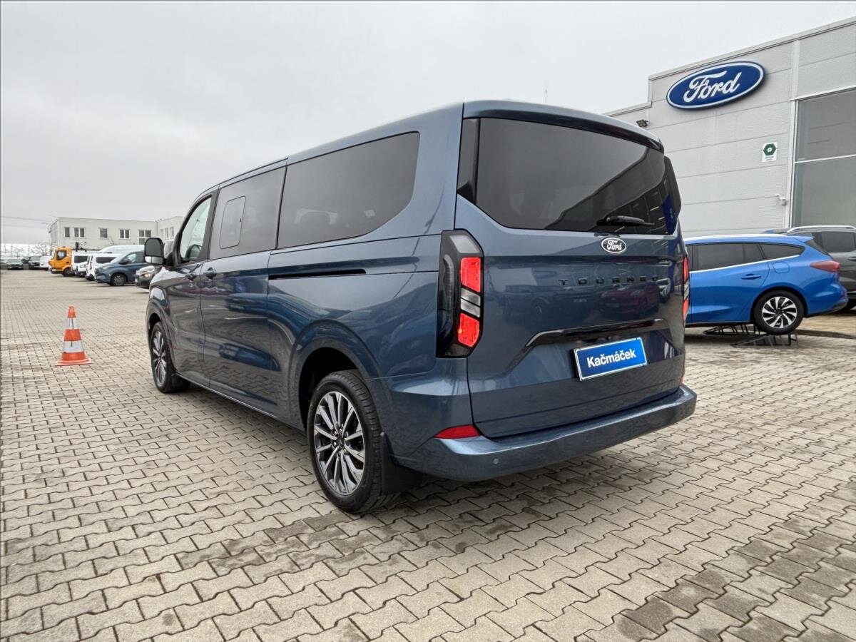 Ford Tourneo Custom