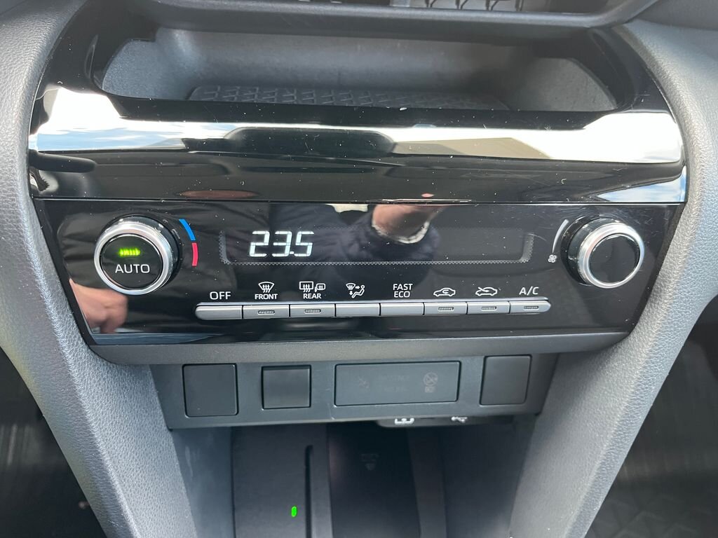 Toyota Yaris Cross SUV / Terénní 1,5 l 68 kw