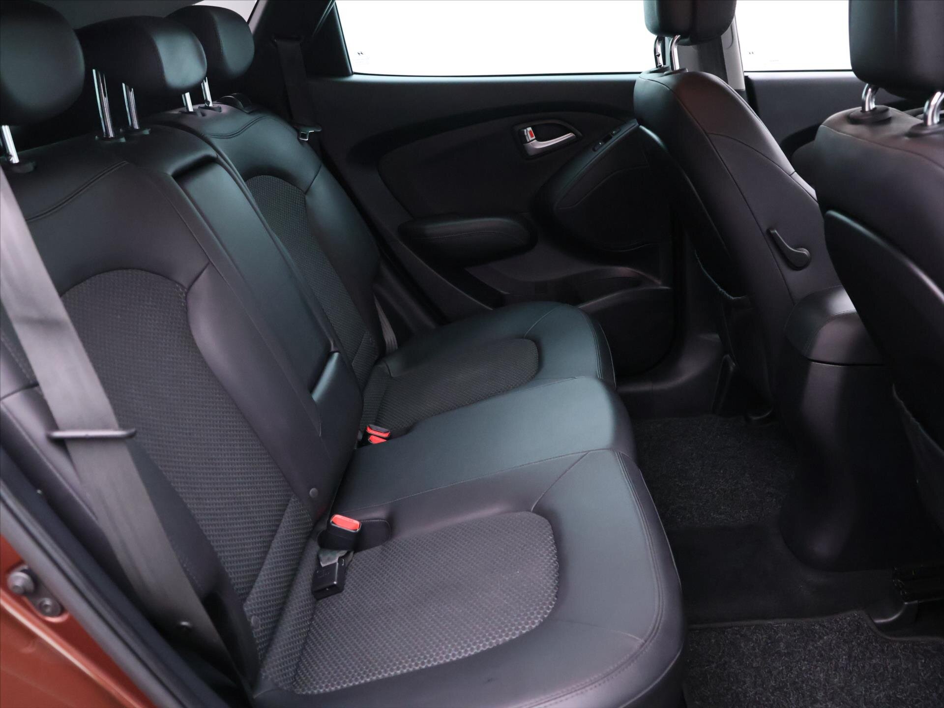 Hyundai ix35 SUV / Terénní 1,6 l 99 kw