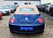 Volkswagen New Beetle 5
