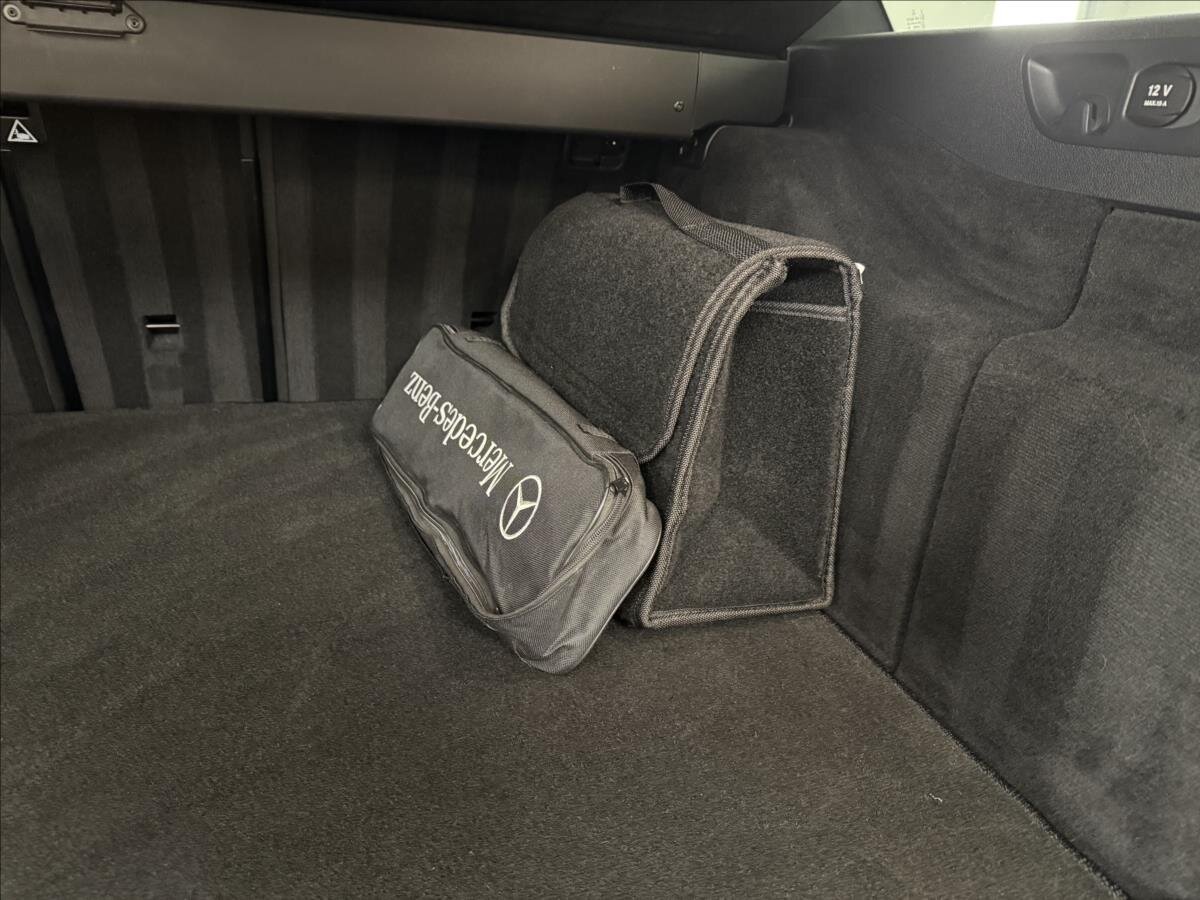 Mercedes-Benz Třídy E Kombi 4,0 l 450 kw