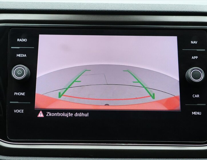 Volkswagen T-Roc SUV 1,5 l 110 kw