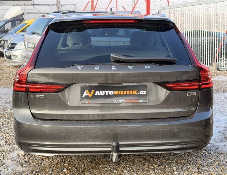 Volvo V90 Kombi 2,0 l 110 kw