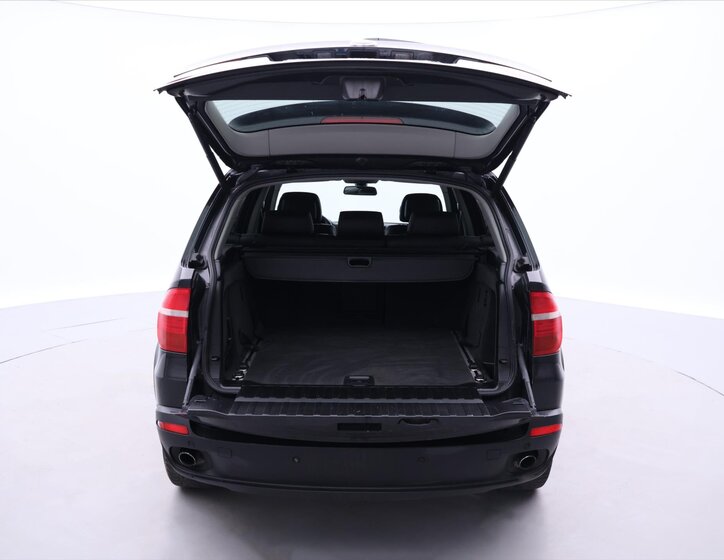 BMW X5 SUV 3,0 l 173 kw