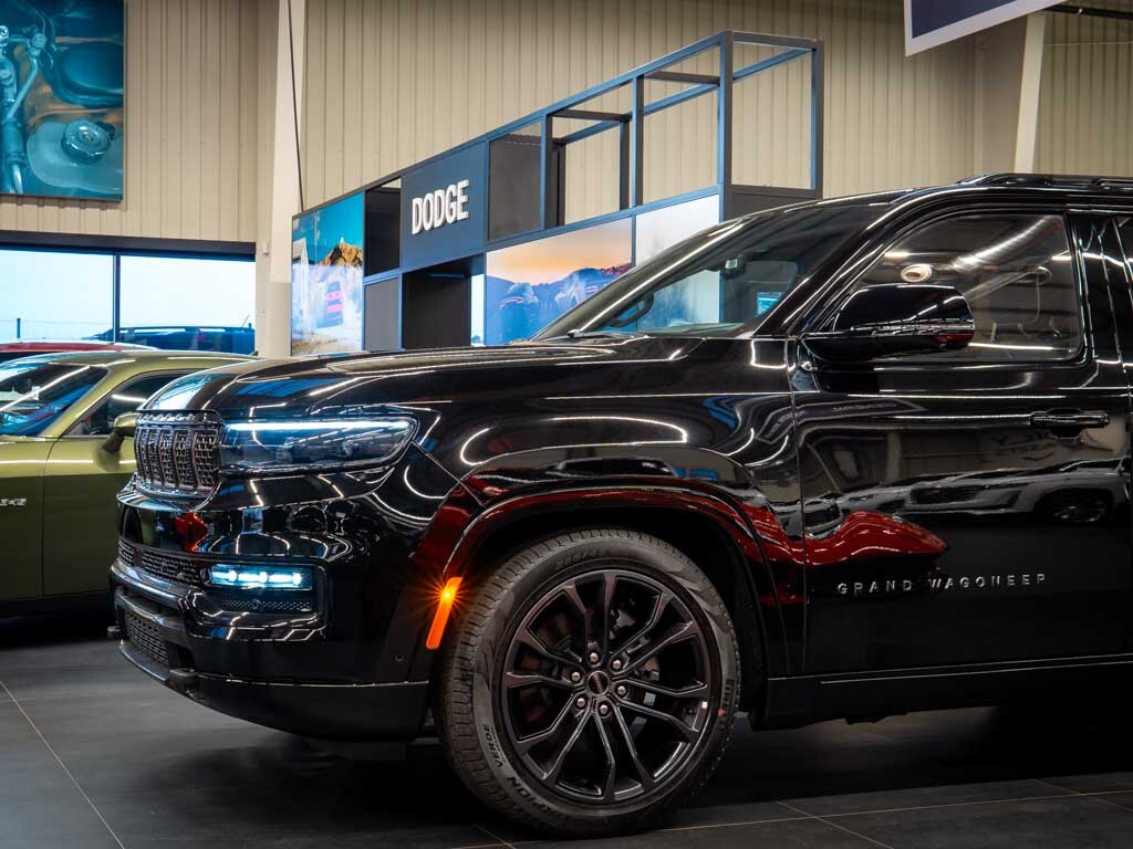 Jeep Grand Wagoneer SUV / Terénní 6,4 l 351 kw