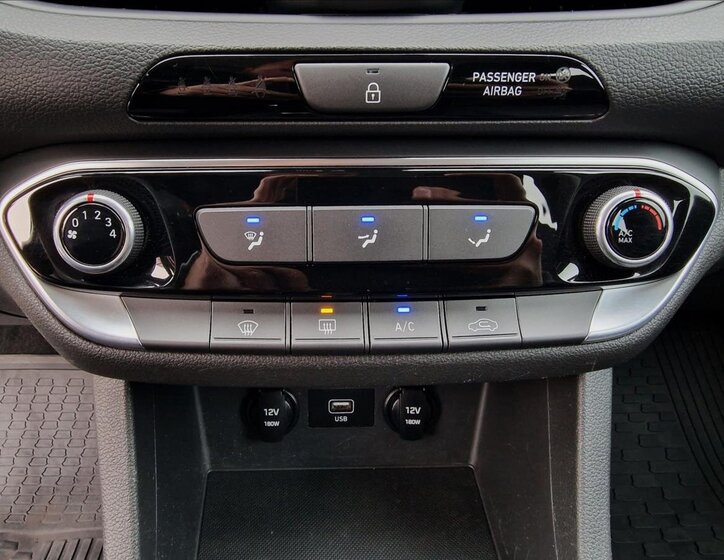 Hyundai i30 Kombi 1,6 l 85 kw