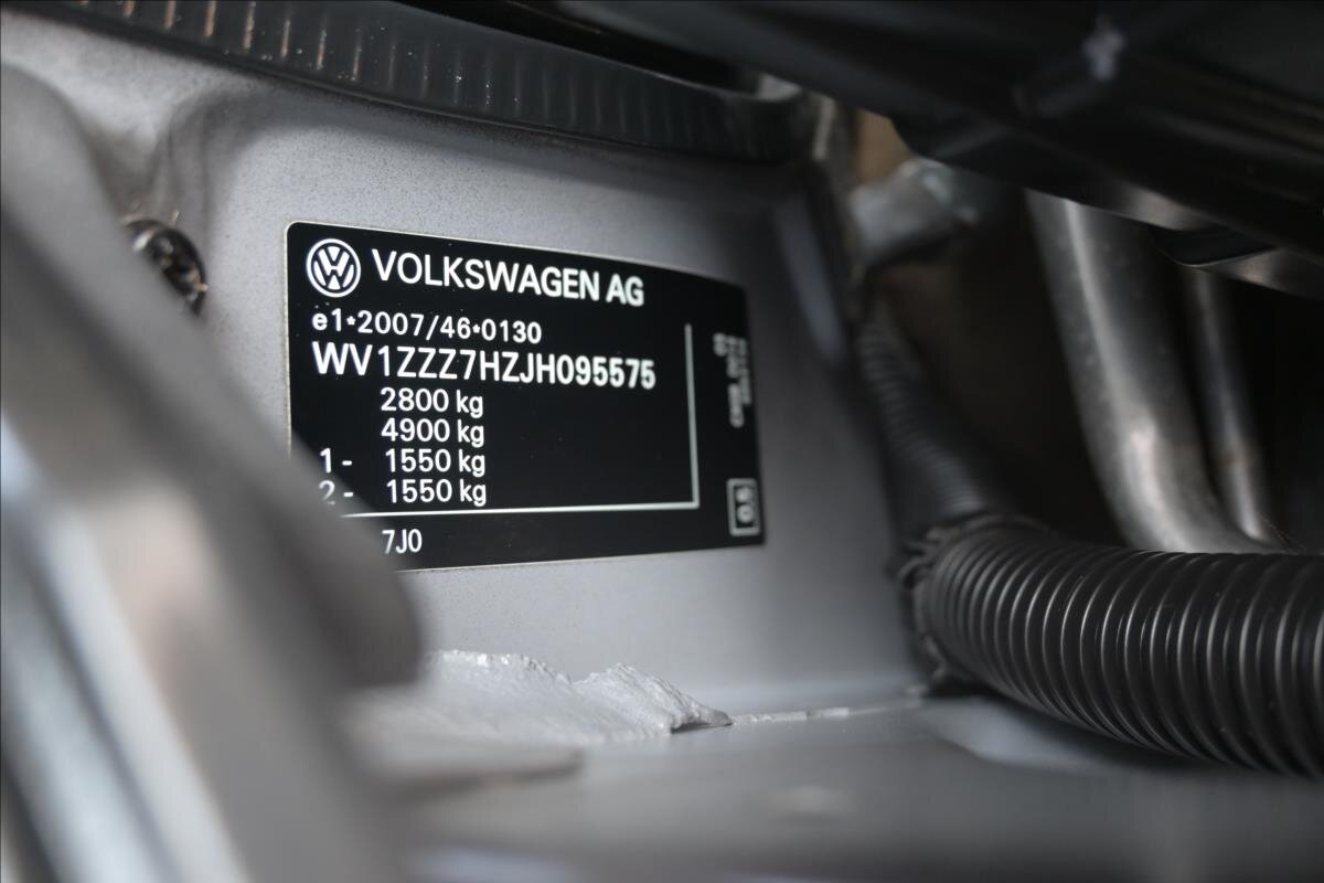 Volkswagen Transporter Skříň 2,0 l 75 kw