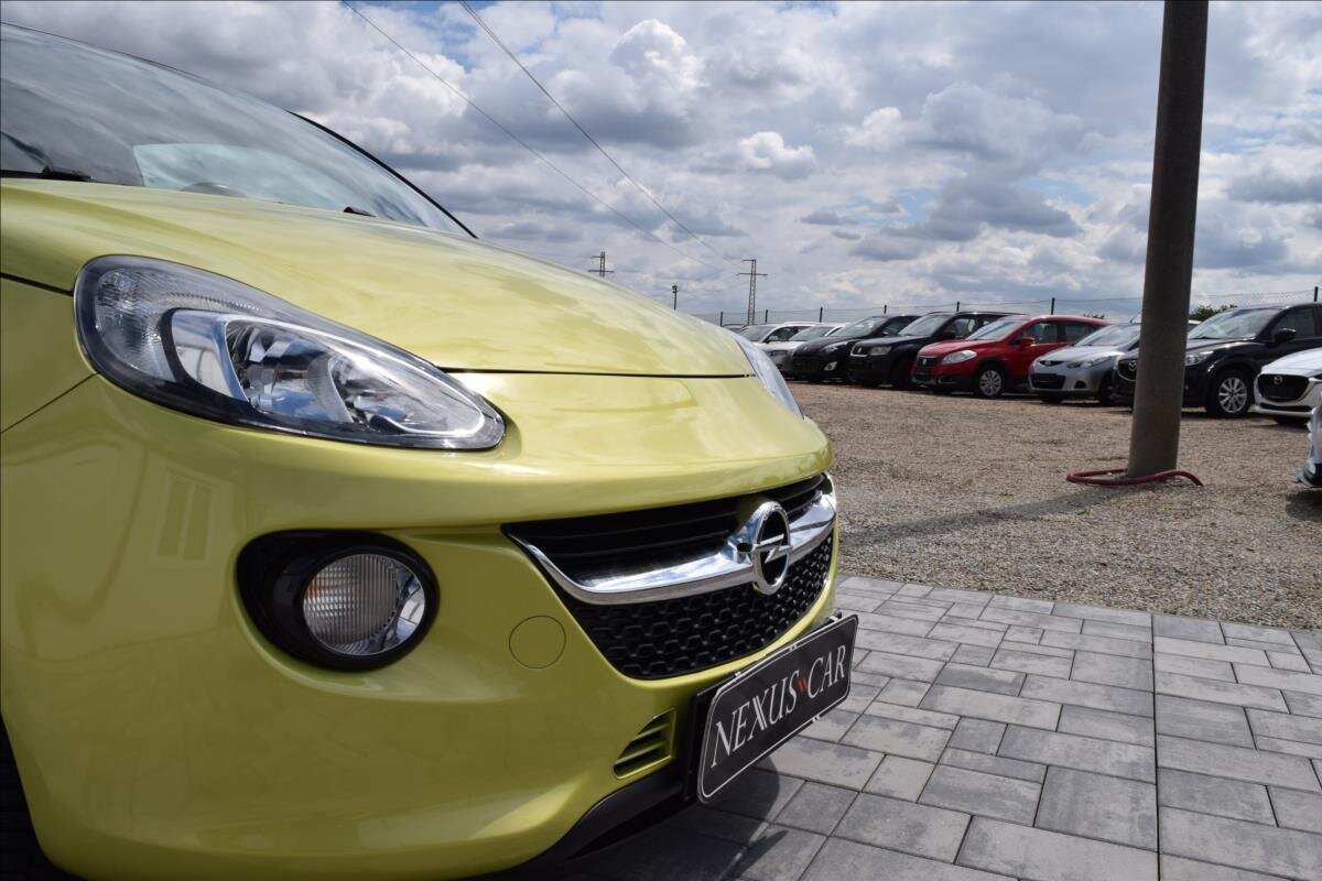 Opel Adam Hatchback 999,0 66 kw