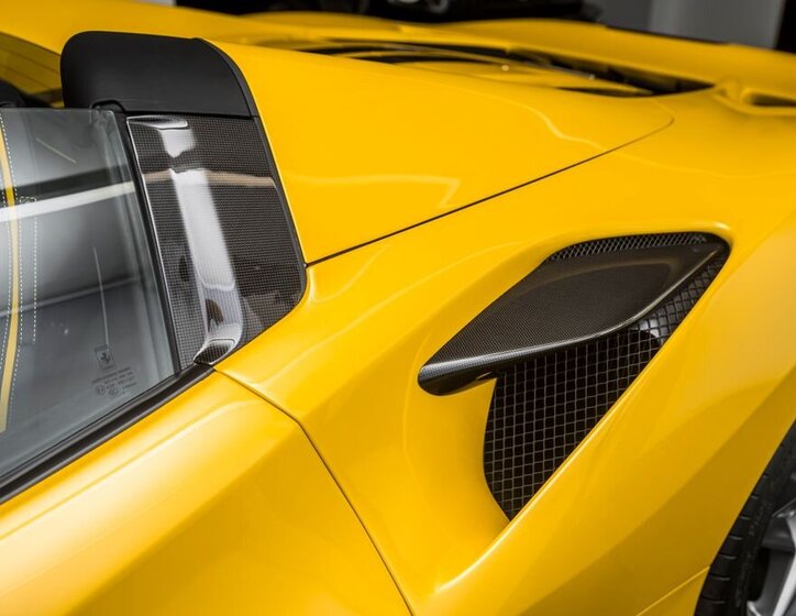 Ferrari Ostatní Kabriolet 3,9 l 530 kw