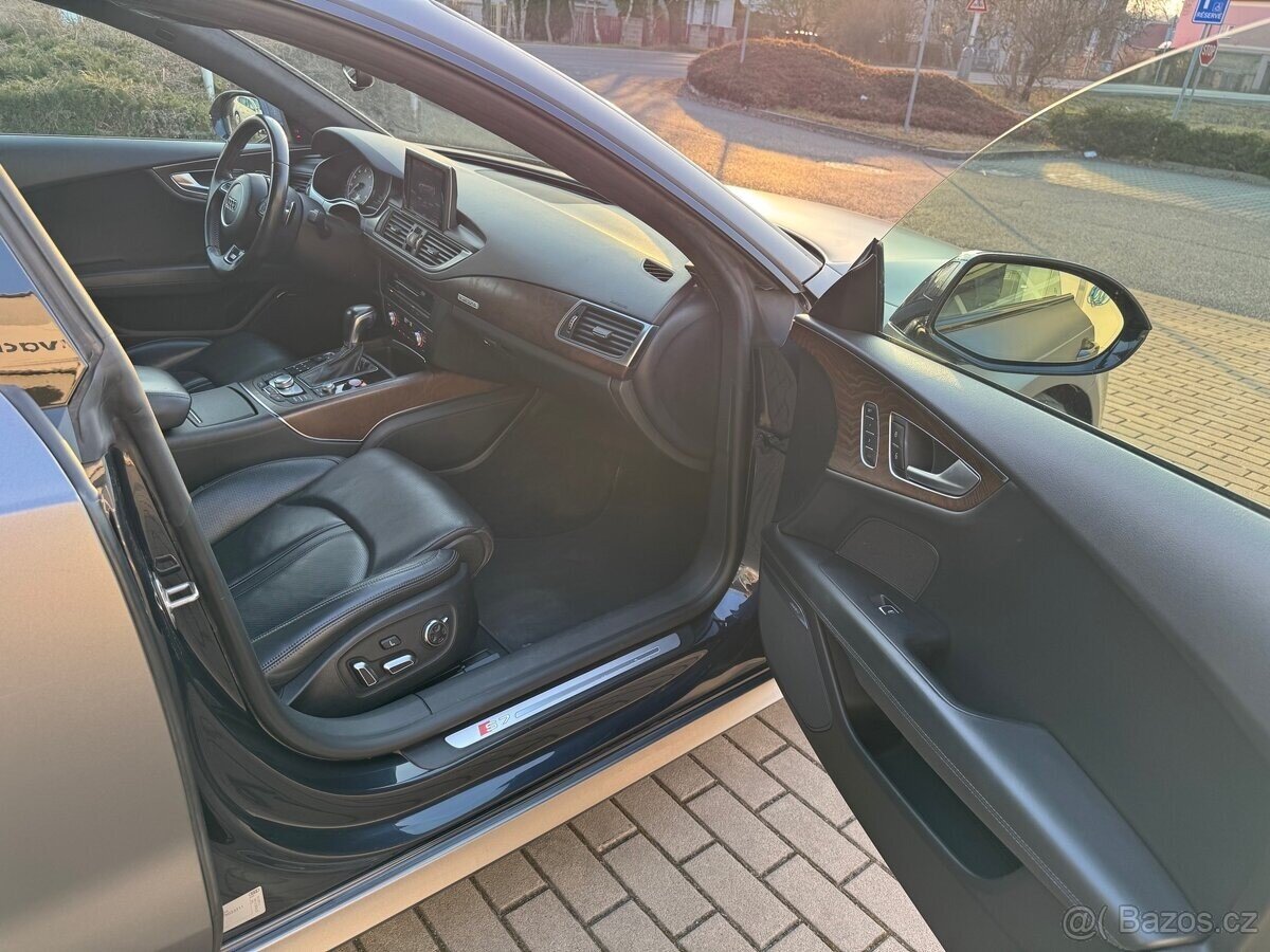 Audi S7 Hatchback 4,0 l 331 kw