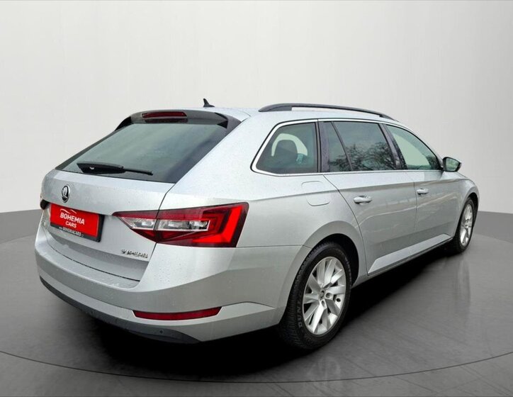 Škoda Superb Kombi 2,0 l 110 kw
