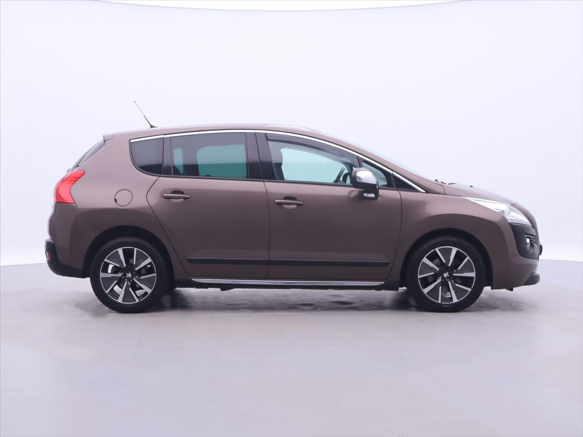 Peugeot 3008 MPV 2,0 l 120 kw
