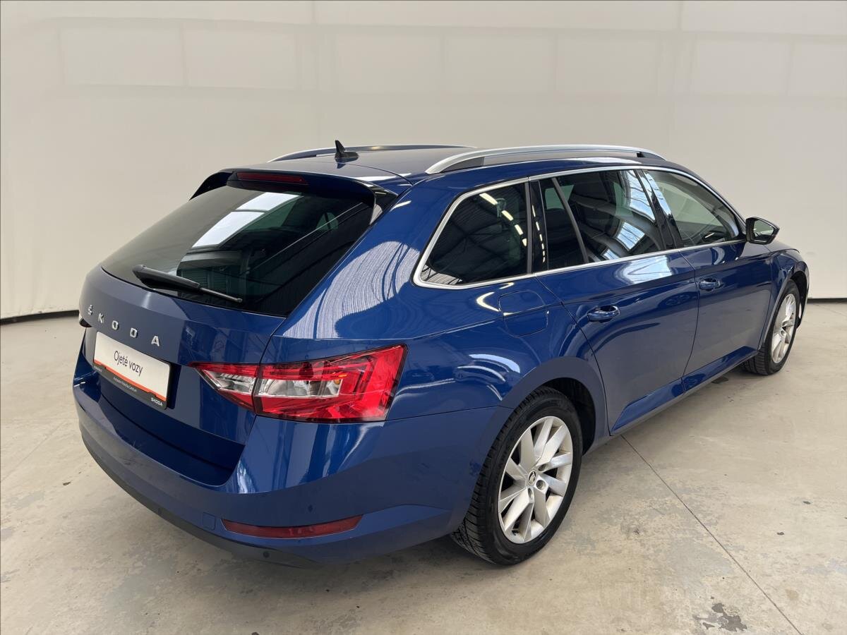 Škoda Superb Kombi 2,0 l 110 kw
