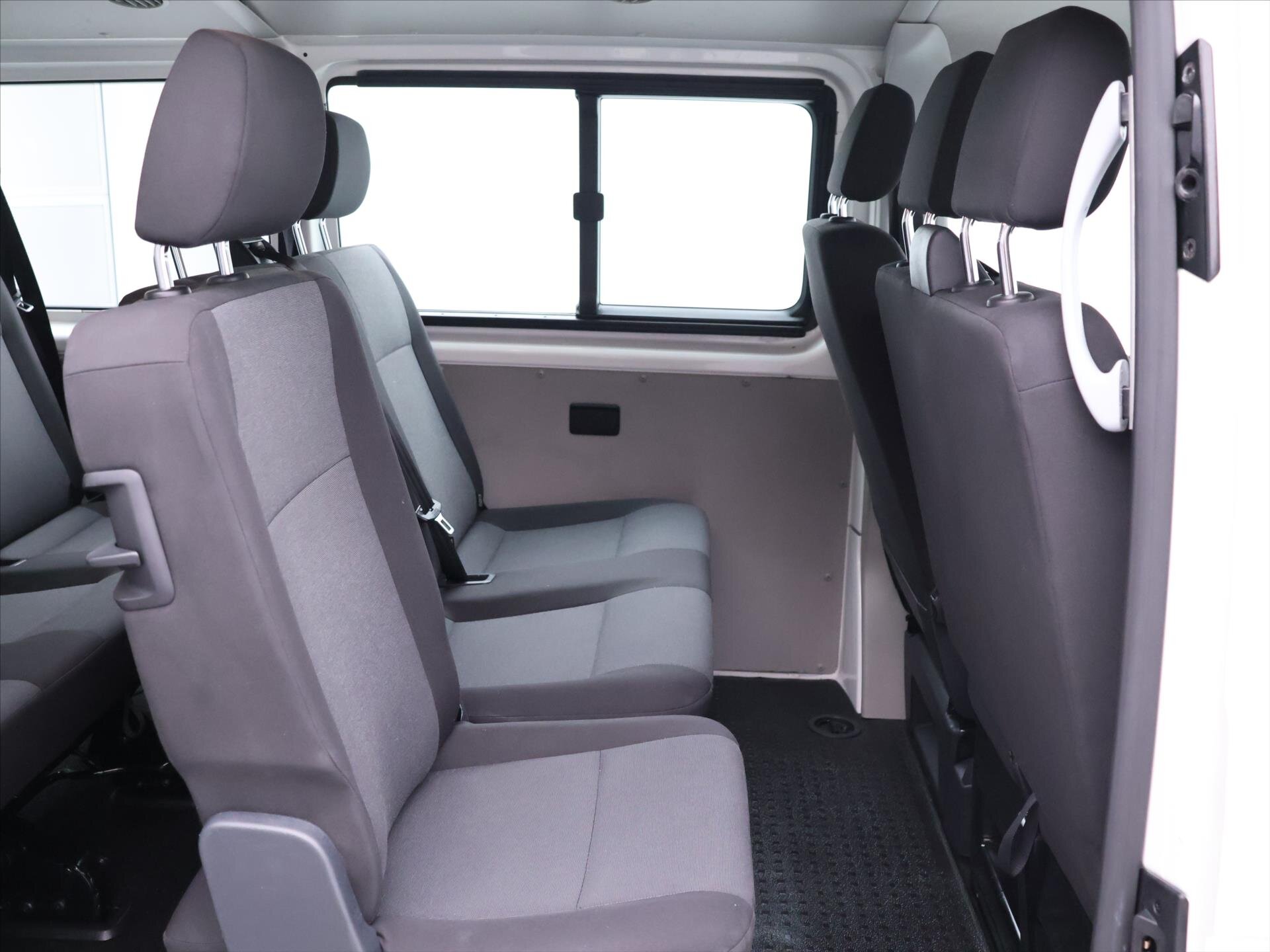 Volkswagen Transporter Kombi 2,0 l 110 kw